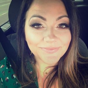 Meet your Posher, Cassie